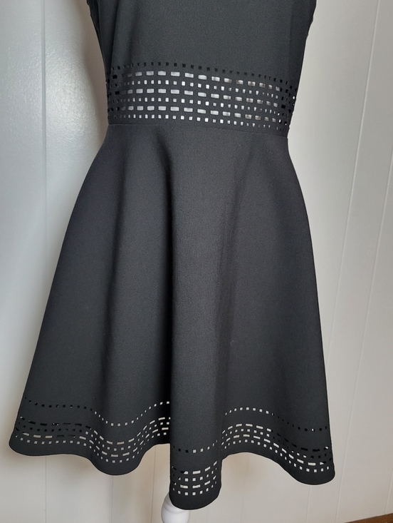 Elizabeth And James Black Cut Laser Out Mini Dress Fit & Flare Party Classic 8 - Picture 5 of 9